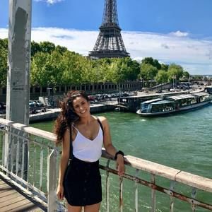 Meet your Posher, Natalie